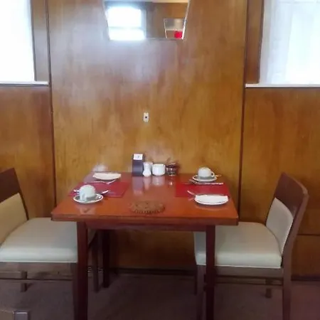 Alojamento de Acomodação e Pequeno-almoço The Rio